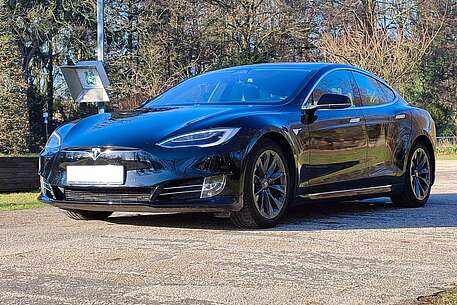 Tesla Model S MODEL S75D | ENHANCED AP | MCU2 |