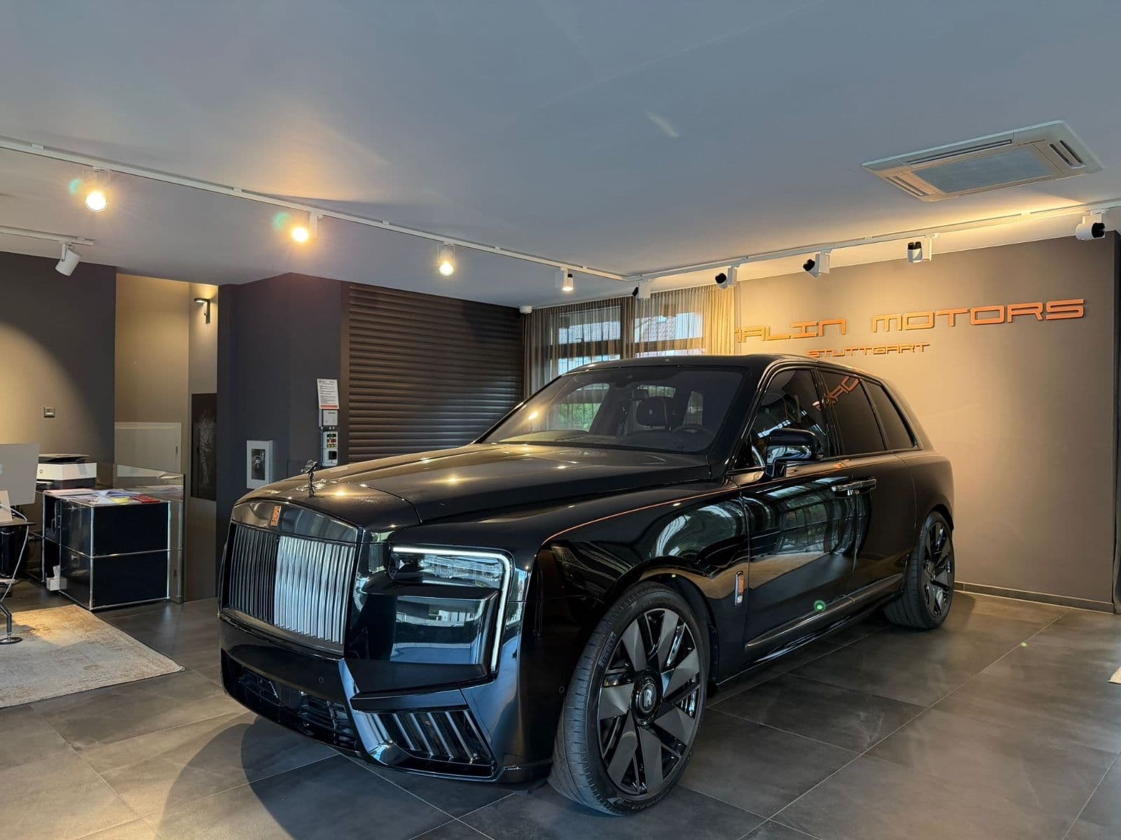 ROLLS ROYCE Cullinan - Bild 1