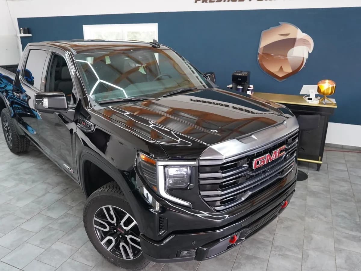 GMC Sierra - Bild 1