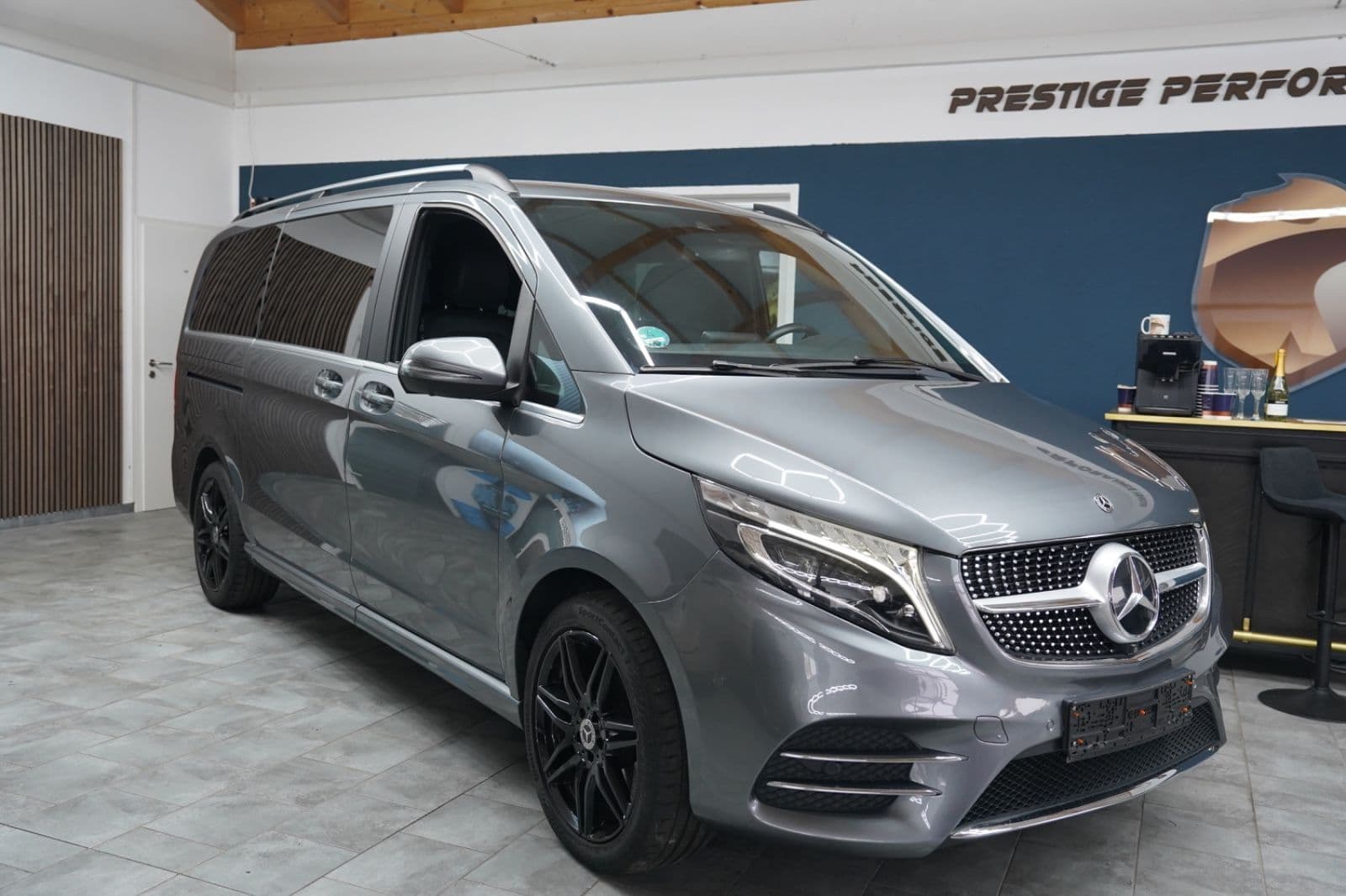 MERCEDES-BENZ V 300 - Bild 1