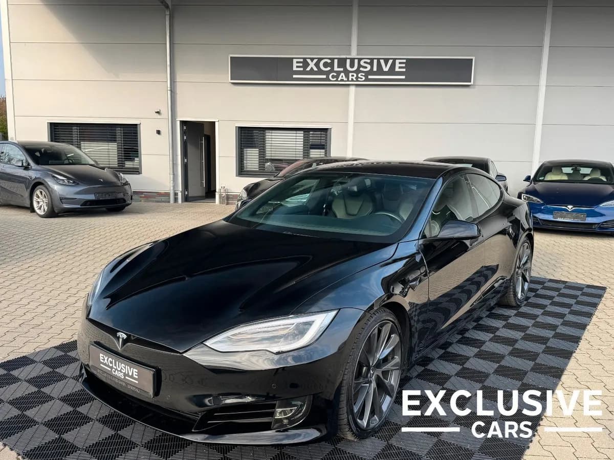 TESLA Model S - Bild 1