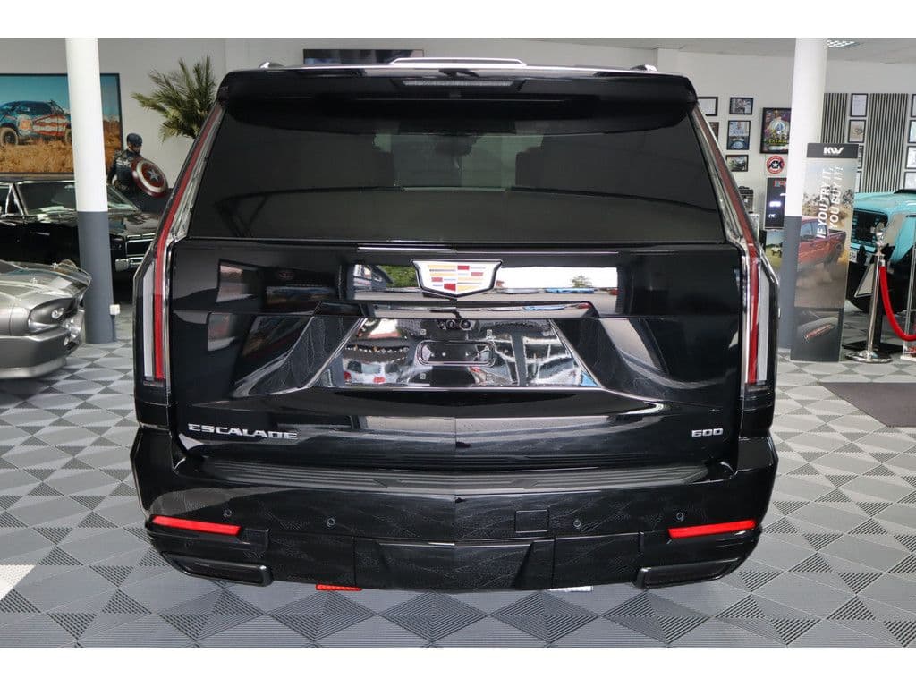 CADILLAC Escalade - Bild 1