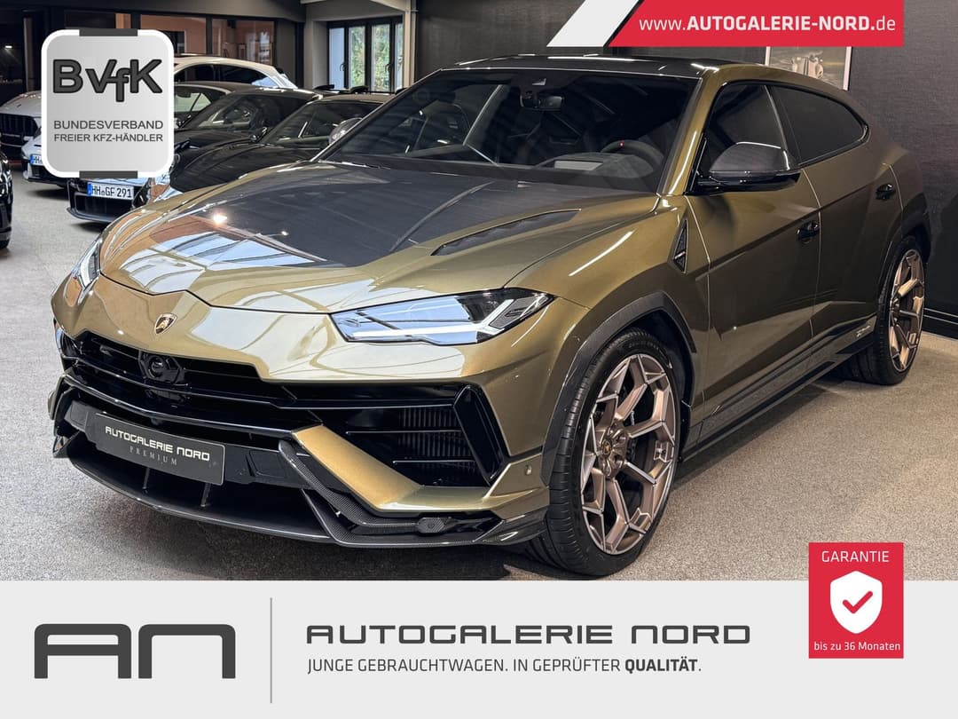 LAMBORGHINI Urus
