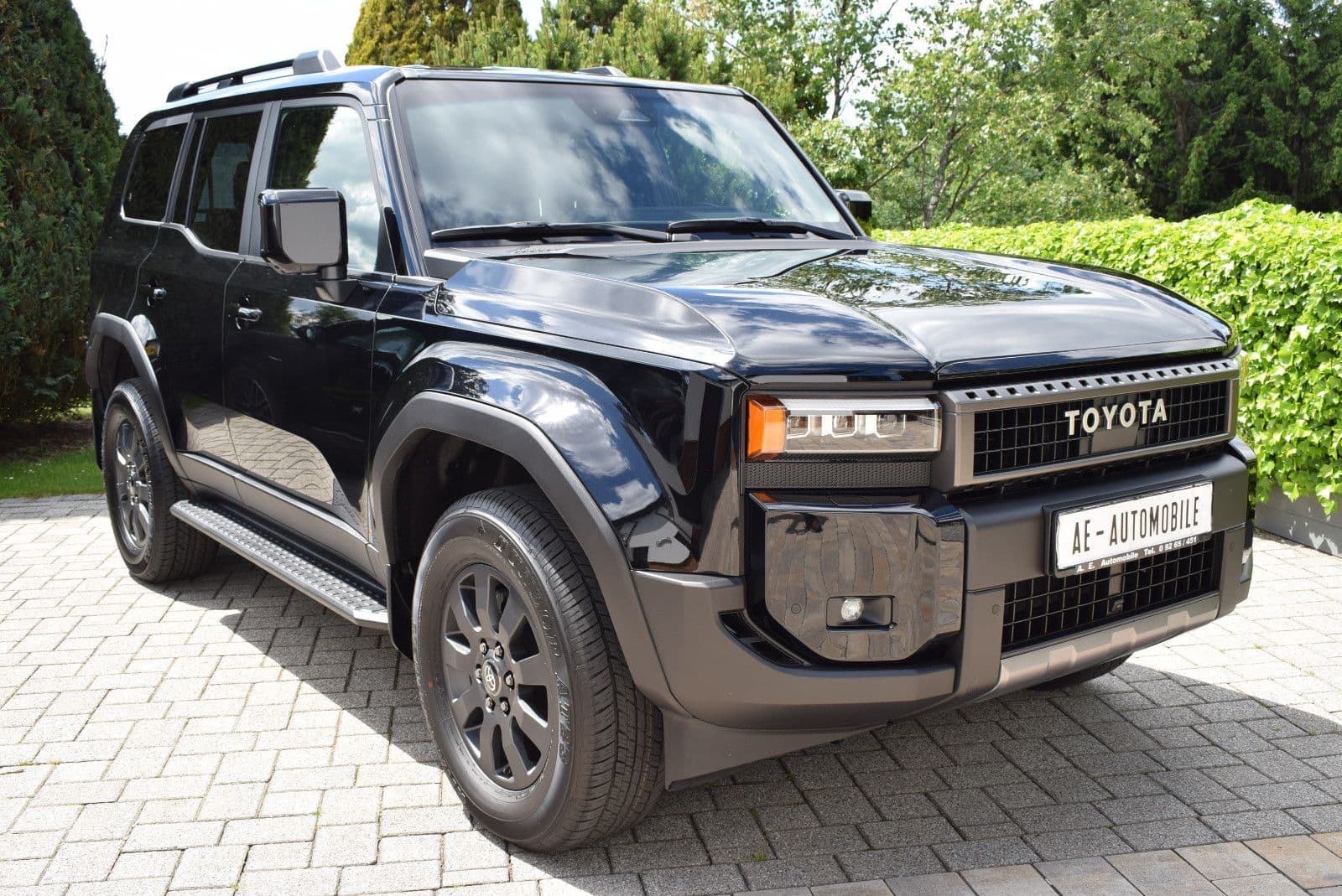 TOYOTA Land Cruiser - Bild 1