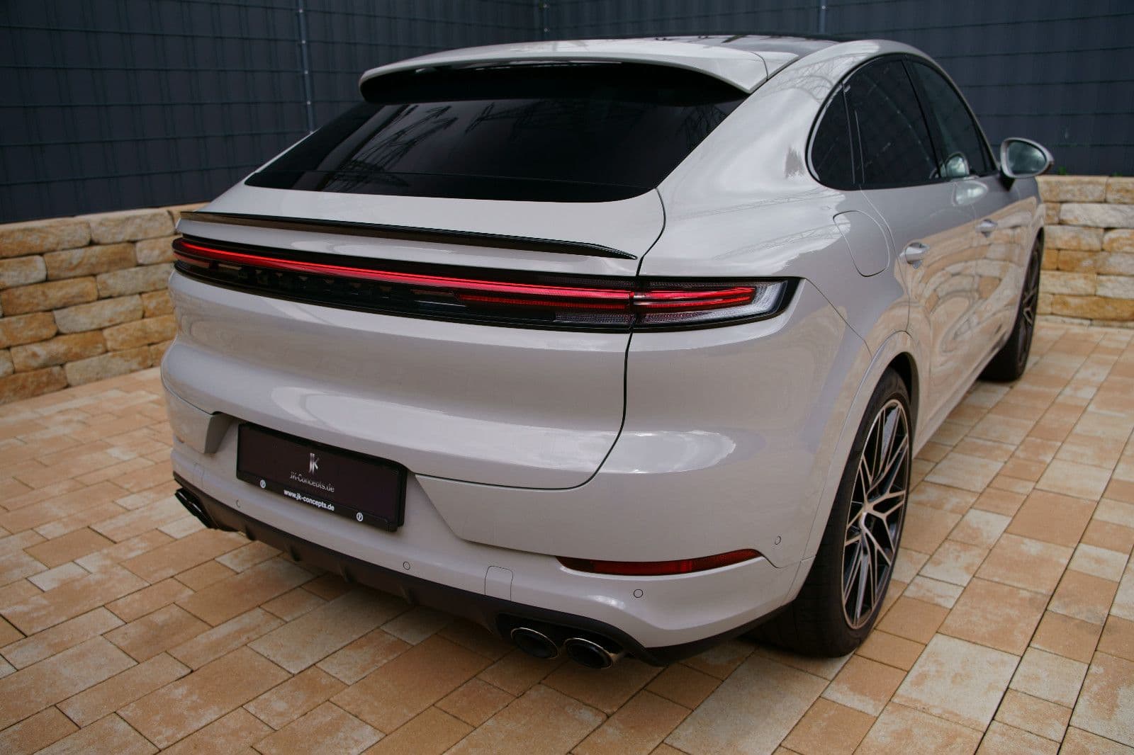 PORSCHE Cayenne - Bild 1