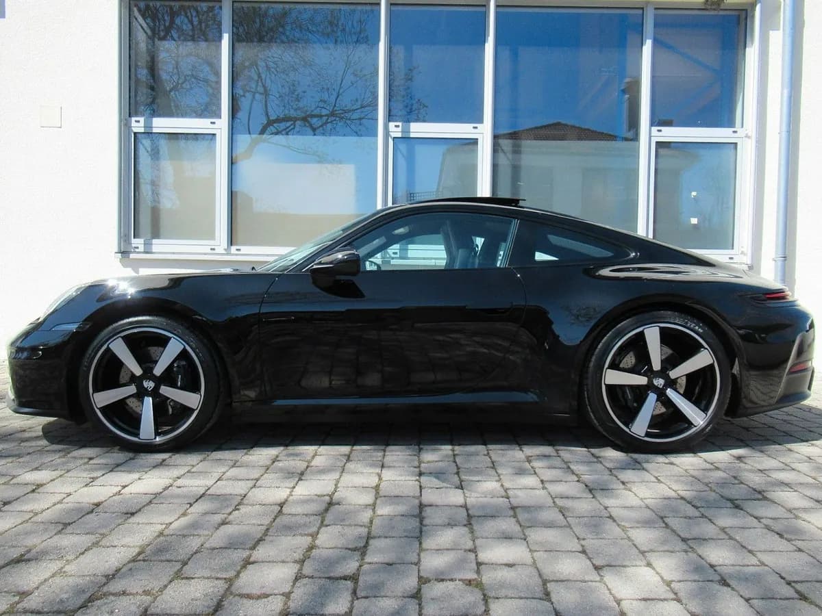 PORSCHE 992 - Bild 1