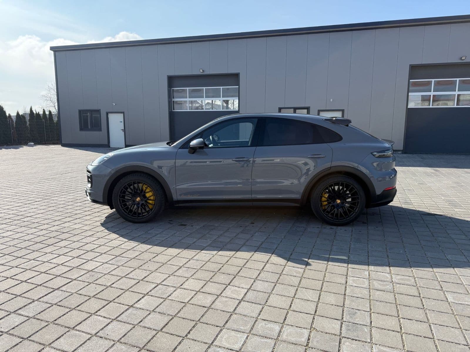 PORSCHE Cayenne - Bild 1