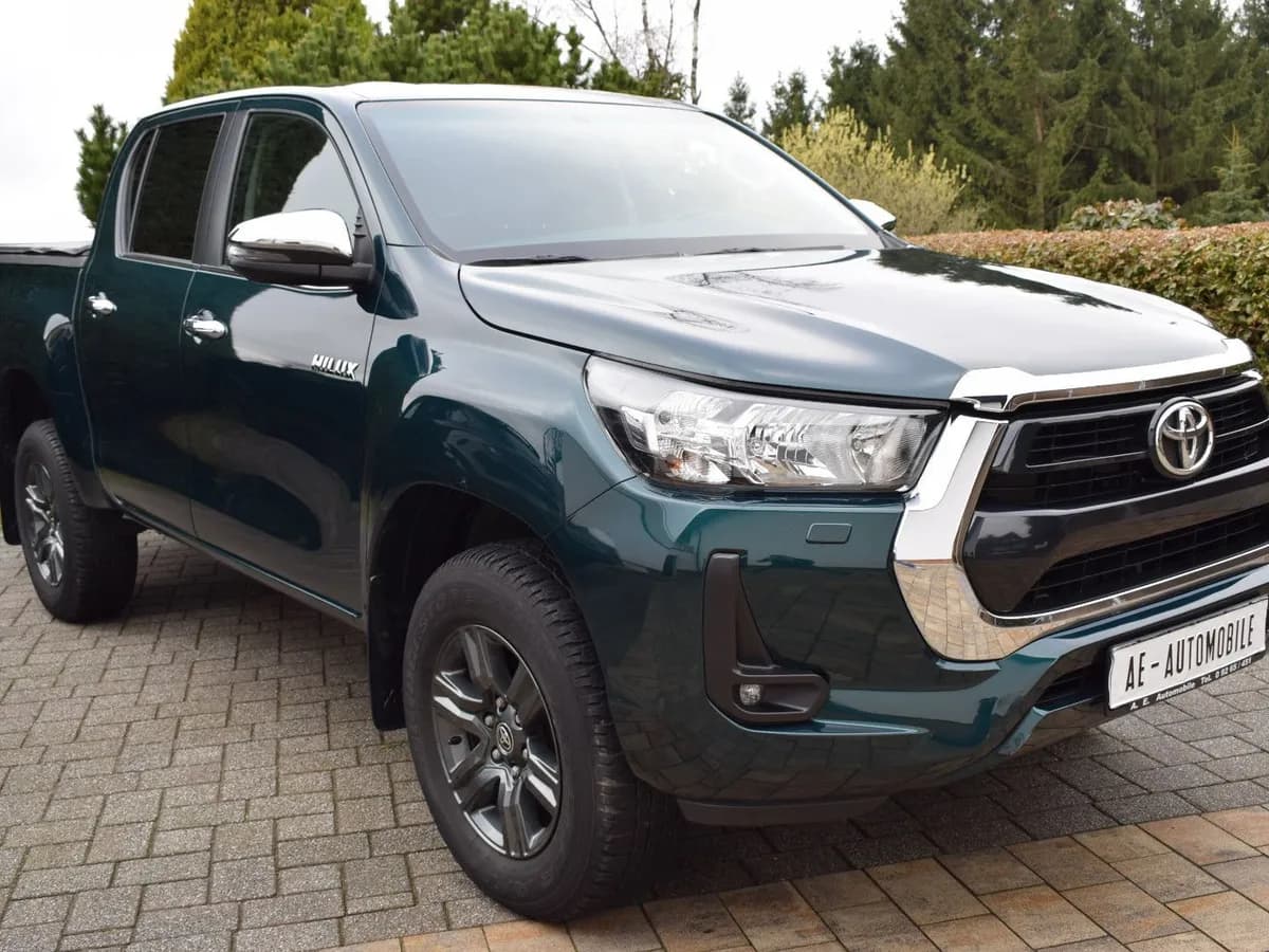 TOYOTA Hilux - Bild 1