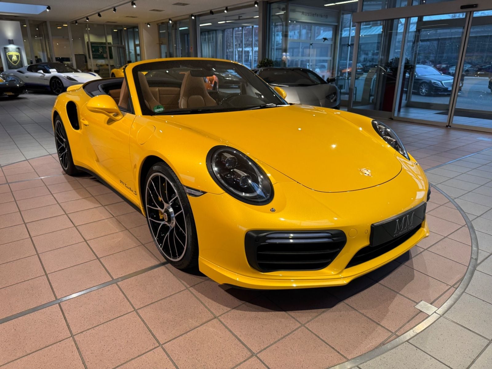 PORSCHE 991