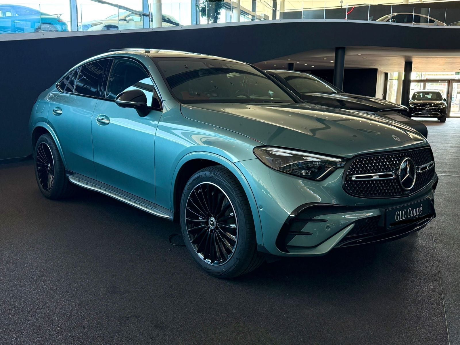 MERCEDES-BENZ GLC 220