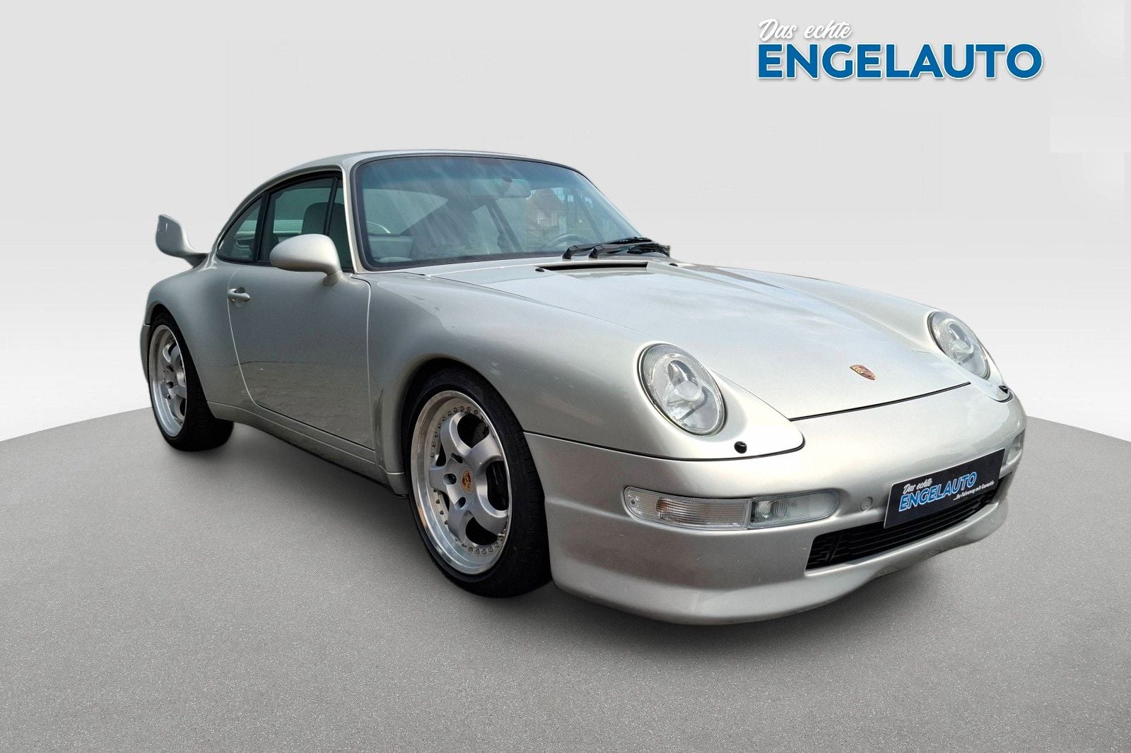 PORSCHE 993