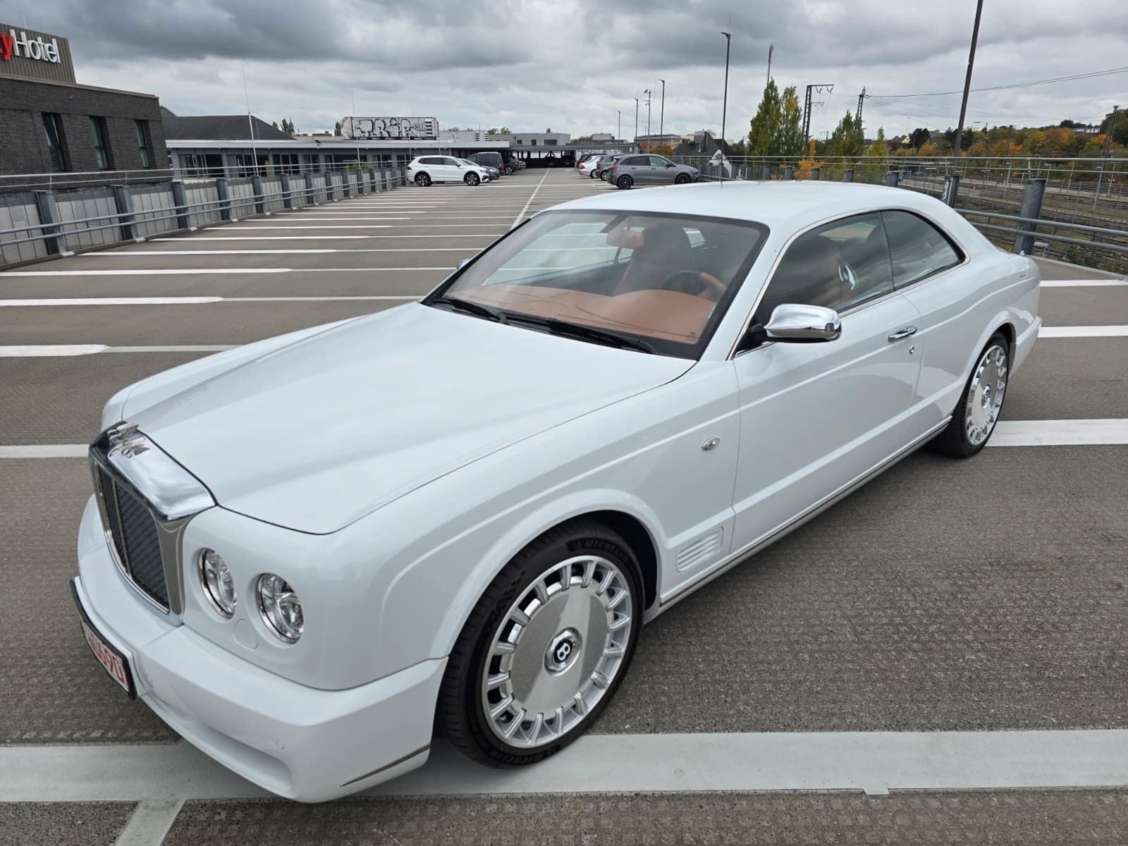 BENTLEY Brooklands