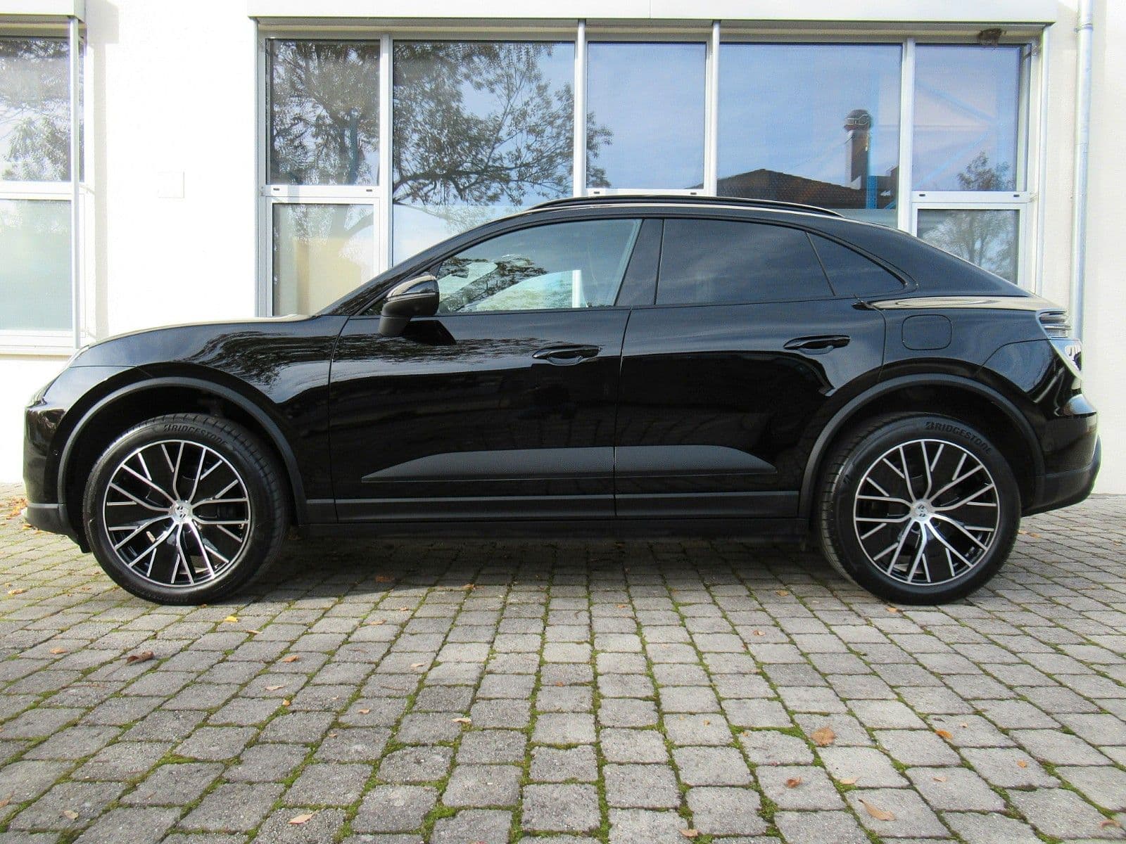 PORSCHE Macan - Bild 1