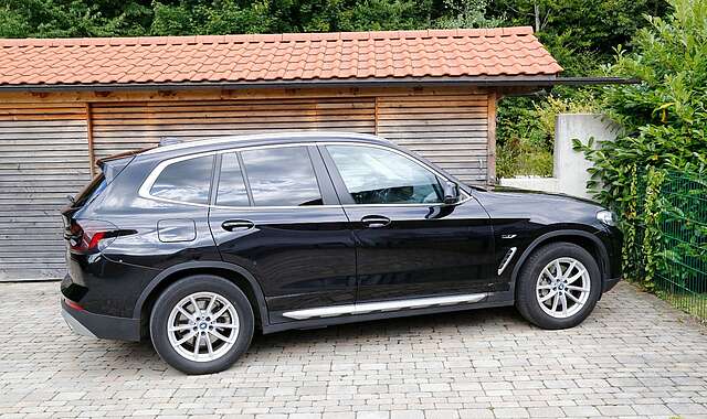 BMW X3 xDrive 30e HeadUp,CockpitPro,DrivingAssis,AHK