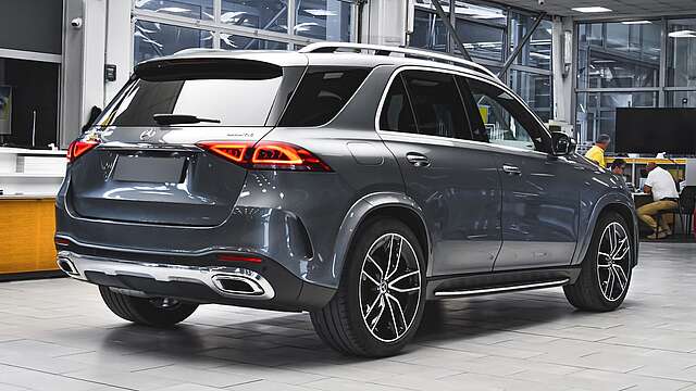 Mercedes-Benz GLE 400d AMG Line 6+1 seat 4MATIC