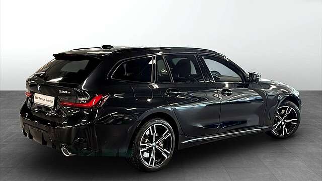BMW 330e xDrive M Sport Touring*Sp.Sitze*Standheiz.*