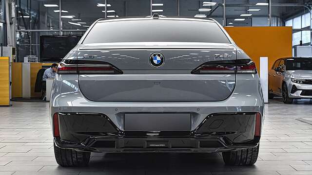 BMW 740d xDrive M Sport Mild Hybrid Sportautomatic