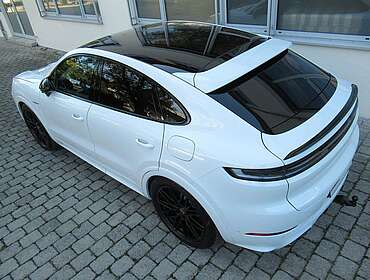 Porsche Cayenne NEW COUPE E-H EXCL SPORTDESIGN BOSE+INNO AHK+GT