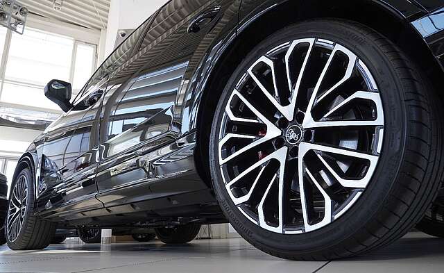 Audi Q7 50 TDI quattro S line Maasage Laser B&amp;O AHK