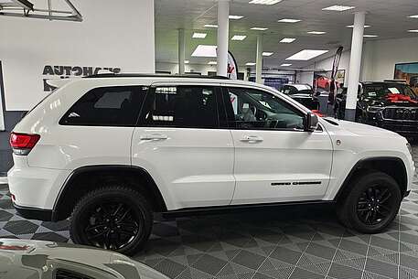 Jeep Grand Cherokee Grand Cherokee 3.0CRD Trailhawk Luft Alcantara