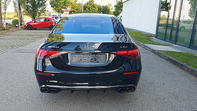Mercedes-Benz S 63 AMG 4Matic+ L Keramik Pano Night TV