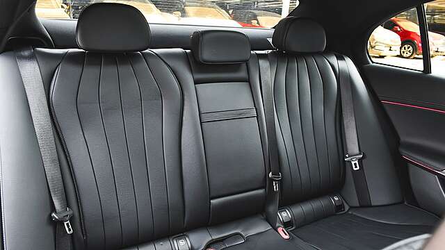 Mercedes-Benz E 450 AVANTGARDE Mild Hybrid 4MATIC