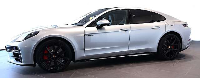 Porsche Panamera 4S E-Hybrid*SpDes*SpAb*HuD*ACC*Memory*
