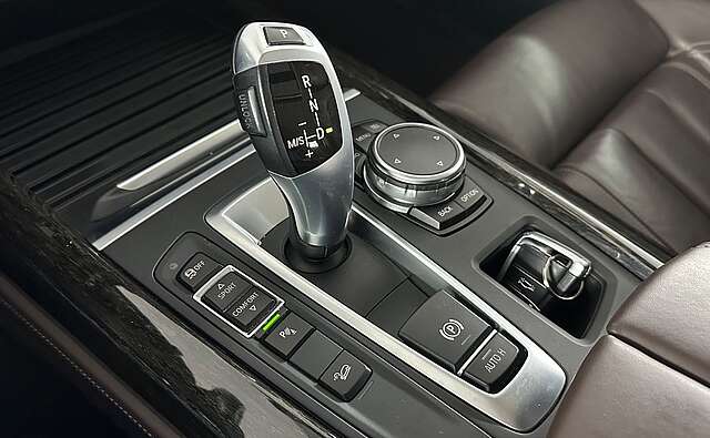 BMW X5 40 d Panorama Xenon HIFI Drive Assist Leder