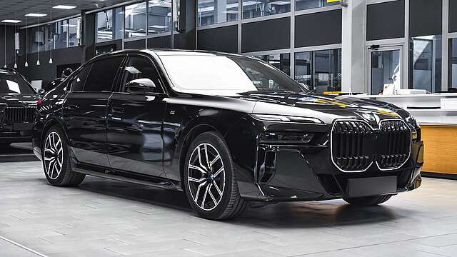 BMW 740d xDrive M Sport Mild Hybrid Sportautomatic