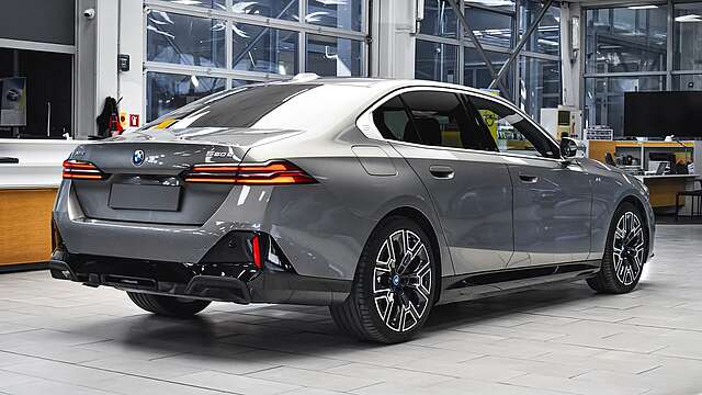 BMW 550e xDrive M Sport PHEV