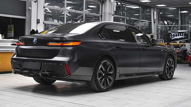 BMW 740d xDrive M Sport Mild Hybrid Sportautomatic