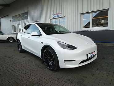 Tesla Model Y Model Y Performance Dual AWD
