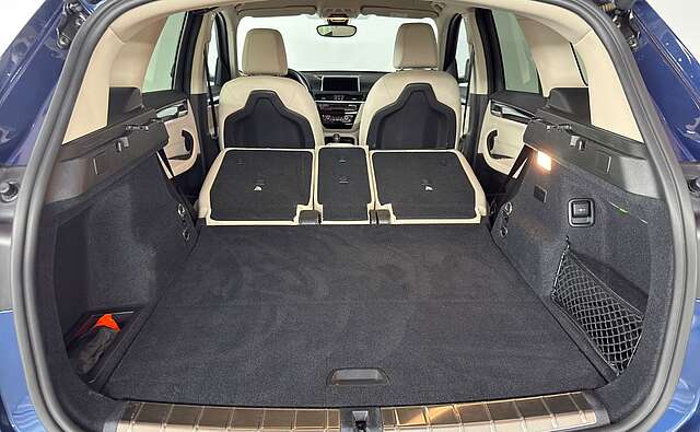 BMW X1 xDrive 25 e xLine Kamera LED Navi