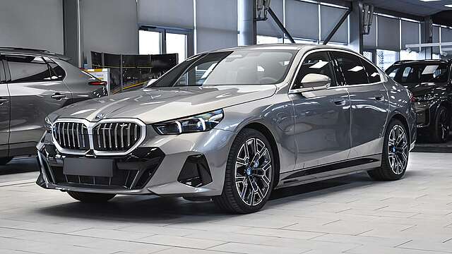 BMW 550e xDrive M Sport PHEV