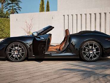 Porsche 992 992 CABRIO EXCL CLUBLEDER HD+ ABGAS 18W+BELÜF/21