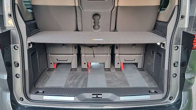 Volkswagen T7 Multivan STYLE 5J-Ga AHK Matrix LÜ Lang LP82€