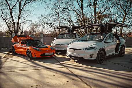 Tesla Model X MODEL X P90D L | 22INCH | 6SEAT |