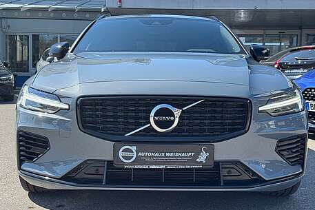Volvo V60 V60 T8*R-Design*NP 70.800*AWD*AHK*ACC*H&amp;K*Keyl