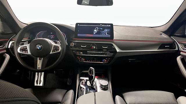 BMW 540i Touring xDrive M Sport*DrivAss*ParkAss*HUD