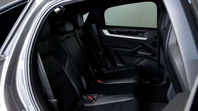 Porsche Cayenne Coupe E-Hybrid*SpDes*SpAbg*PASM*Luft*LED