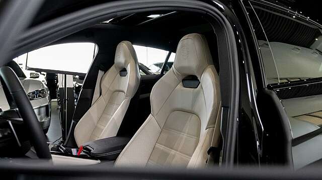 Porsche Panamera 4S E-Hybrid*MY26*SpDes*SpAb*HuD*ACC*18W