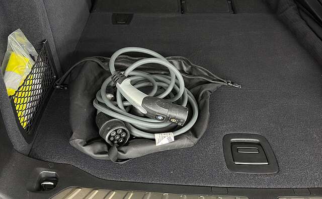 BMW iX3 Inspiring AHK DrivAssistantProf ACC Kamera