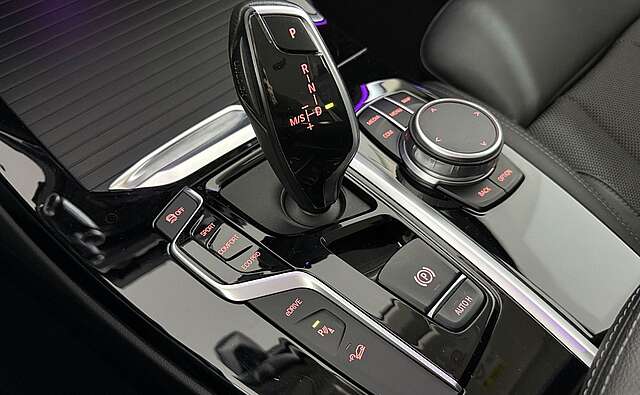 BMW X3 xDrive 30 e xLine AHK LED ACC Sportsitze