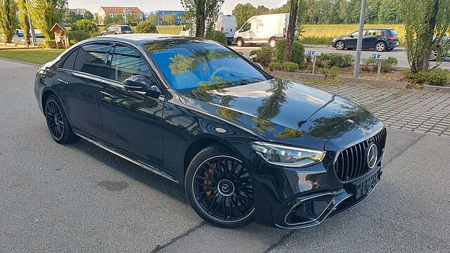 Mercedes-Benz S 63 AMG 4Matic+ L Keramik Pano Night TV