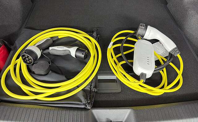Volkswagen ID.4 Pro Performance Tech 150 kW/82 AHK ACC 360°