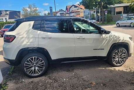 Jeep Compass Compass Summit Plug-In Hybrid 4xe