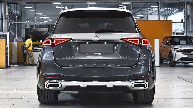 Mercedes-Benz GLE 400d AMG Line 6+1 seat 4MATIC