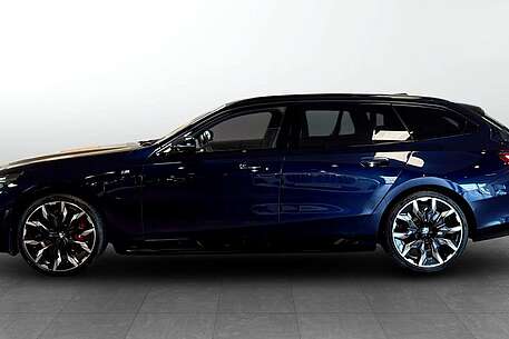 BMW 550 550e xDrive M Sport Pro*DrivAss*ParkAss*Pano*LED