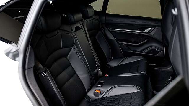 Porsche Taycan Sport Turismo*Pano*Luft*ACC*Matrix*BOSE