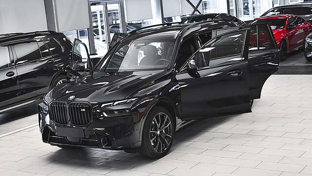 BMW X7 M60i xDrive MHEV Sportautomatic